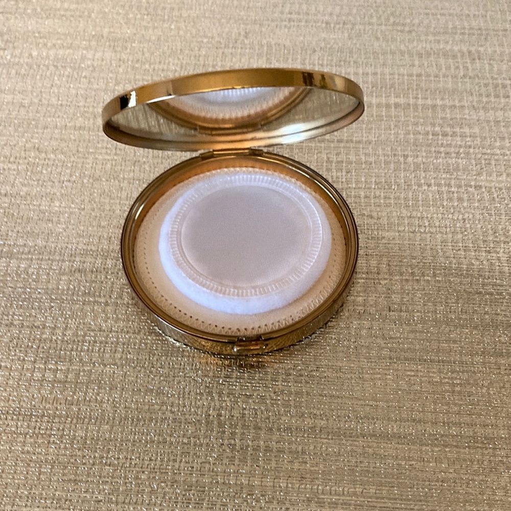 Vintage Powder/Makeup Mirror Gold Tone Compact